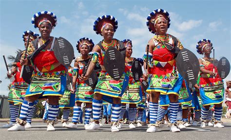 Espetáculo Uma Noite com Elaine no Teatro Municipal: Uma Festa de Cultura Afro-Sul Africana!